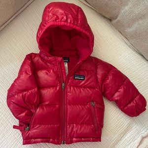 6m Patagonia down puffer red with hood